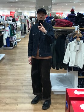 「通勤穿搭」｜「アイテム（デニムジャケット）」を使った、川林鹿野さん（メンズ・170cm）の冬コーディネート
