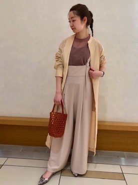 「green label relaxing（グリーンレーベルリラクシング）のアイテム（サロペット/オーバーオール）」を使った、YURI HASHIMOTOさん（レディース・156cm）の春コーディネート