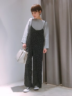 「SEVENDAYS=SUNDAY（セブンデイズサンデイ）のアイテム（オールインワン・サロペット）」を使った、RIHOさん（レディース・152cm）の冬コーディネート
