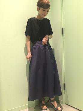 「パープル×黒」｜「アイテム（サンダル）」を使った、RIHOさん（レディース・150cm）の夏コーディネート
