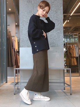 「カーキスカート」｜「アイテム（その他）」を使った、RIHOさん（レディース・150cm）の秋コーディネート