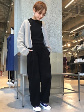 「パープル×黒」｜「アイテム（カーディガン/ボレロ）」を使った、RIHOさん（レディース・150cm）の秋コーディネート