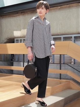 「サークルバッグ」｜「アイテム（パンプス）」を使った、RIHOさん（レディース・150cm）の春コーディネート