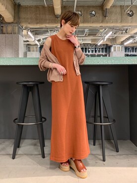 ノースリーブワッフルワンピースを使った人気ファッションコーディネート Wear