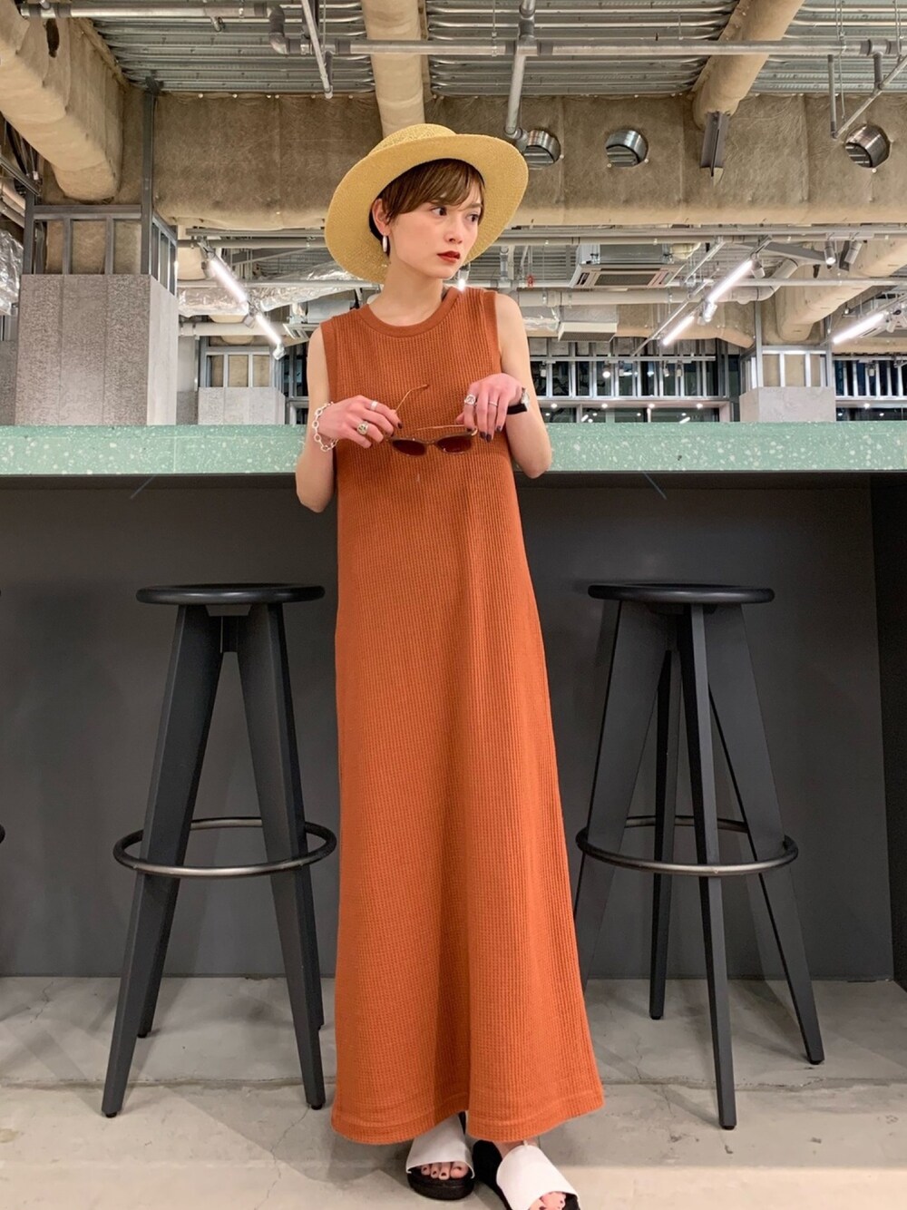 「カジュアルコーデ、春コーデ、夏コーデ、低身長、サンダル、カジュアル、ワッフル、ワッフルワンピース、ワンピース」｜「koeのサ-モハット（ハット、ベージュ系）」を使った、RIHOさん（レディース・150cm）の春コーディネートの1枚目の写真