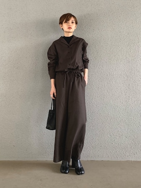 「koe（コエ）のアイテム（つなぎ/オールインワン）」を使った、RIHOさん（レディース・150cm）の秋コーディネート