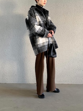 「MY THINKS（マイシンクス）のアイテム（バッグ）」を使った、RIHOさん（レディース・150cm）の冬コーディネート