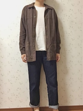 「ハイウエストストレートジーンズ」｜「アイテム（ナイロンジャケット）」を使った、みささん（レディース・163cm）の秋コーディネート