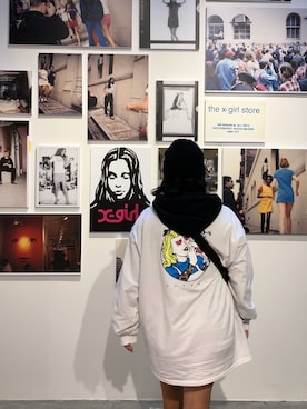 「XLARGE（エクストララージ）のL/S TEE GARGLE（Tシャツ/カットソー、ホワイト系）」を使った、かほさん（レディース・148cm）の冬コーディネート