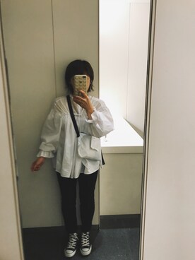 「Kastane（カスタネ）のポリサコッシュ（ショルダーバッグ、ホワイト系）」を使った、chiikoさん（レディース・156cm）の春コーディネート