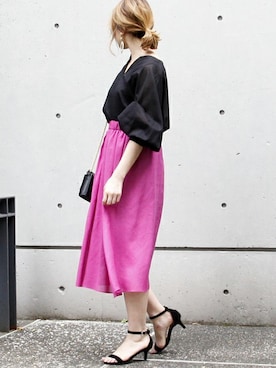 「La Piece（ラピエス）のアイテム」を使った、TIARA STAFFさん（レディース・157cm）の春コーディネート