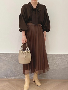 TIARA STAFFさん(レディース・157cm)の秋コーディネート