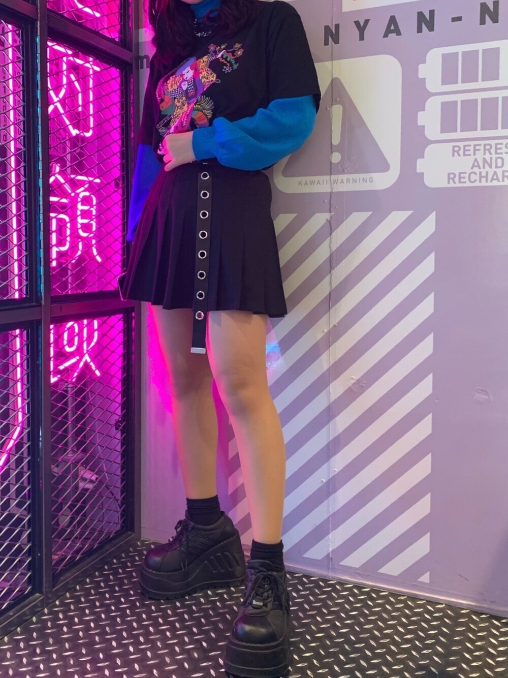 「KOBINAI、おしゃれさんと繋がりたい」｜「SPINNSのアイテム（スカート、ブラック系）」を使った、pipipinokoooooさん（レディース・164cm）の春コーディネートの1枚目の写真