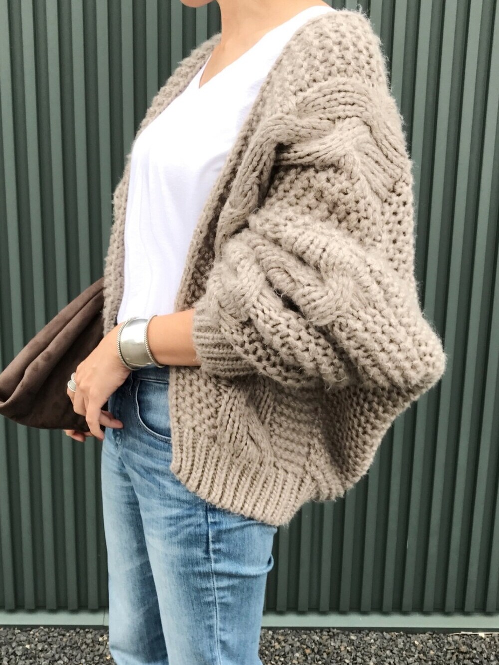 「ざっくりニット、ざっくりニットカーディガン、ニット、シンプルコーデ、シンプルスタイル、シンプル、大人カジュアル、着回しコーデ、プチプラコーデ、秋コーデ」｜「DHOLICのアイテム（ニット/セーター、グレー系）」を使った、miho𓇢さん（レディース・158cm）の秋コーディネートの1枚目の写真