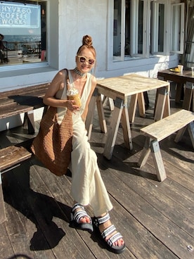 「RED CHOP WORKS（レッドチョップワークス）のアイテム（オールインワン・サロペット）」を使った、Yukieさん（レディース・166cm）の秋コーディネート
