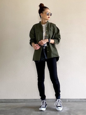 「UNIQLO（ユニクロ）のWOMEN ウルトラストレッチジーンズ（デニムパンツ）」を使った、Yukieさん（レディース・166cm）の秋コーディネート