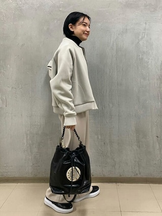 BEARDSLEY（ビアズリー）の「季節の変わり目にも便利 ZIPニット