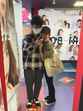 「NICE CLAUP（ナイスクラップ）のアイテム（Tシャツ/カットソー、ブラウン系）」を使った、Kisa🌿さん（レディース・155cm）の秋コーディネート