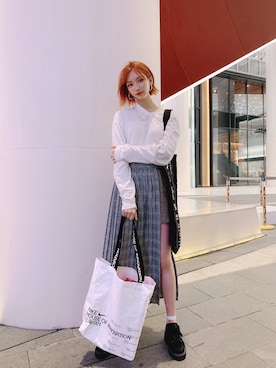 「日系休闲」｜「アイテム（アクセサリー）」を使った、煎饺二爪さん（レディース・171cm）の春コーディネート