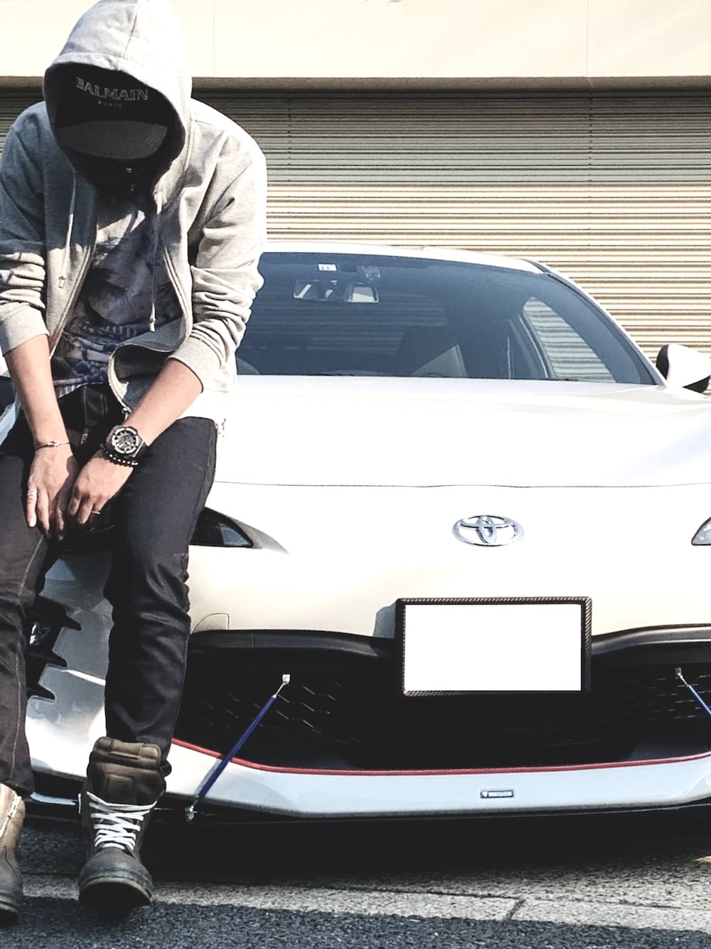 「おしゃれさんと繋がりたい、キレイめ、愛車、いいね、save、フォローお願いします🤑、夏、パパコーデ、いいね返し、ワイルドスピード、休日スタイル、BALMAIN」｜「BALMAINのアイテム（キャップ、ブラック系）」を使った、YsKさん（メンズ・180cm）の夏コーディネートの1枚目の写真