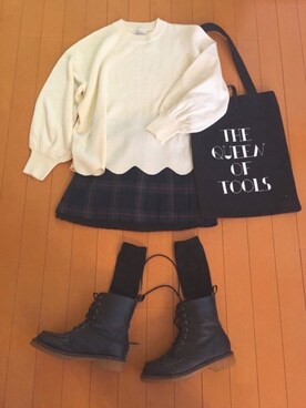 「スカラップ」｜「アイテム（ブーツ）」を使った、女子学生Aさん（レディース・158cm）の春コーディネート