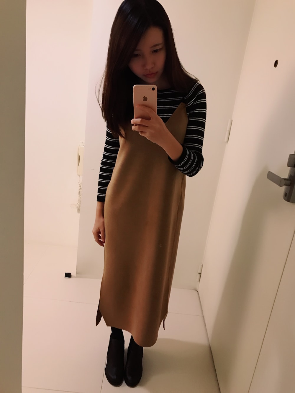 「AIR SPACEの黑白條紋針織衫（ニット/セーター、ブラック系）」を使った、Hua-Huaさん（レディース・155cm）の冬コーディネートの1枚目の写真