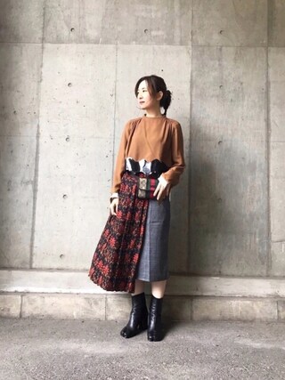 nao is wearing GUCCI "belt bag"
