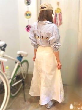 「アイテム（デニムスカート、ホワイト系）」を使った、Maya☺︎さん（レディース・154cm）の春コーディネート