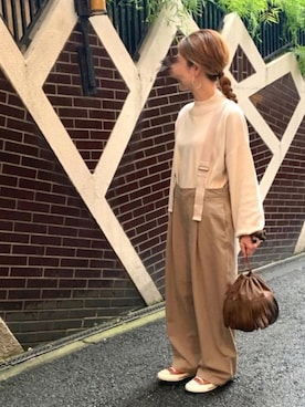 「w closet（ダブルクローゼット）のアイテム（サロペット/オーバーオール）」を使った、Maya☺︎さん（レディース・154cm）の秋コーディネート