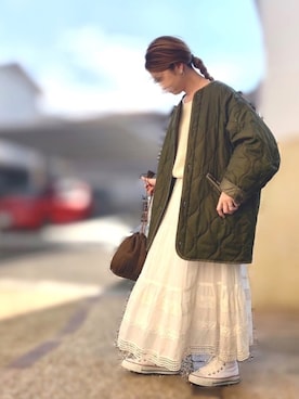 「オールホワイト」｜「アイテム（ノーカラージャケット）」を使った、Maya☺︎さん（レディース・154cm）の冬コーディネート