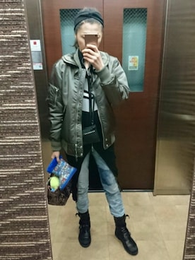 理恵さん（レディース・172cm）の春コーディネート