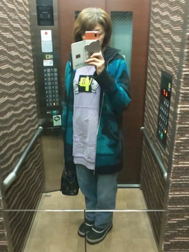 「DIESEL（ディーゼル）のアイテム（その他アウター）」を使った、理恵さん（レディース・172cm）の冬コーディネート