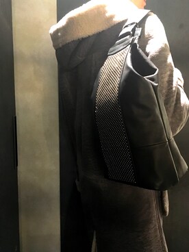 KATSUYUKI KODAMAのショルダーバッグを使った人気ファッション