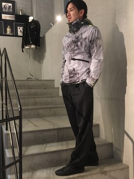 「ISSEY MIYAKE（イッセイミヤケ）のアイテム（パンツ）」を使った、yk@さん（メンズ・178cm）の冬コーディネート