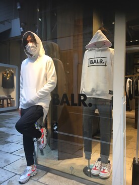 「OURET（オーレット）のアイテム（パンツ）」を使った、yk@さん（メンズ・178cm）の秋コーディネート
