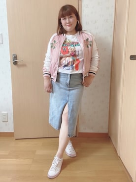 「アイテム（スカジャン、ピンク系）」を使った、Mayuさん（レディース・152cm）の春コーディネート