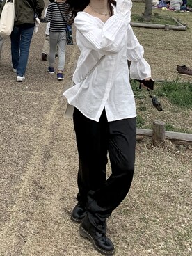 「notch.（ノッチ）のカラーサテンパンツ（その他パンツ、ブラック系）」を使った、あんこさん（レディース・161cm）の春コーディネート