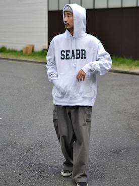 「アイテム（カーゴパンツ、グレー系）」を使った、68&BROTHERS TOKYO STAFFさん（メンズ・171cm）の秋コーディネート