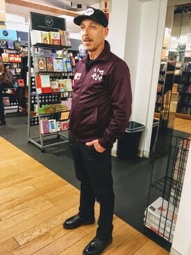 「豊天商店（ブーデンショウテン）のアイテム」を使った、Taichiさん（メンズ・180cm）の春コーディネート