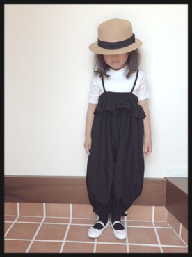 「ストローハット」｜「アイテム（サロペット/オーバーオール）」を使った、りりぃ。さん（キッズ・100cm）の春コーディネート