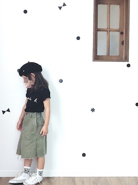 「カーゴスカート」｜「アイテム（ハンチング/ベレー帽）」を使った、りりぃ。さん（キッズ・110cm）の秋コーディネート