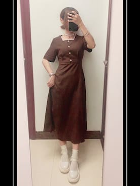 「アイテム（アナログ腕時計、ピンク系）」を使った、ミナミさん（レディース・155cm）の春コーディネート