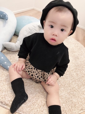 「アイテム（ロンパース、ブラック系）」を使った、Yokoyamaさん（キッズ・70cm）の春コーディネート