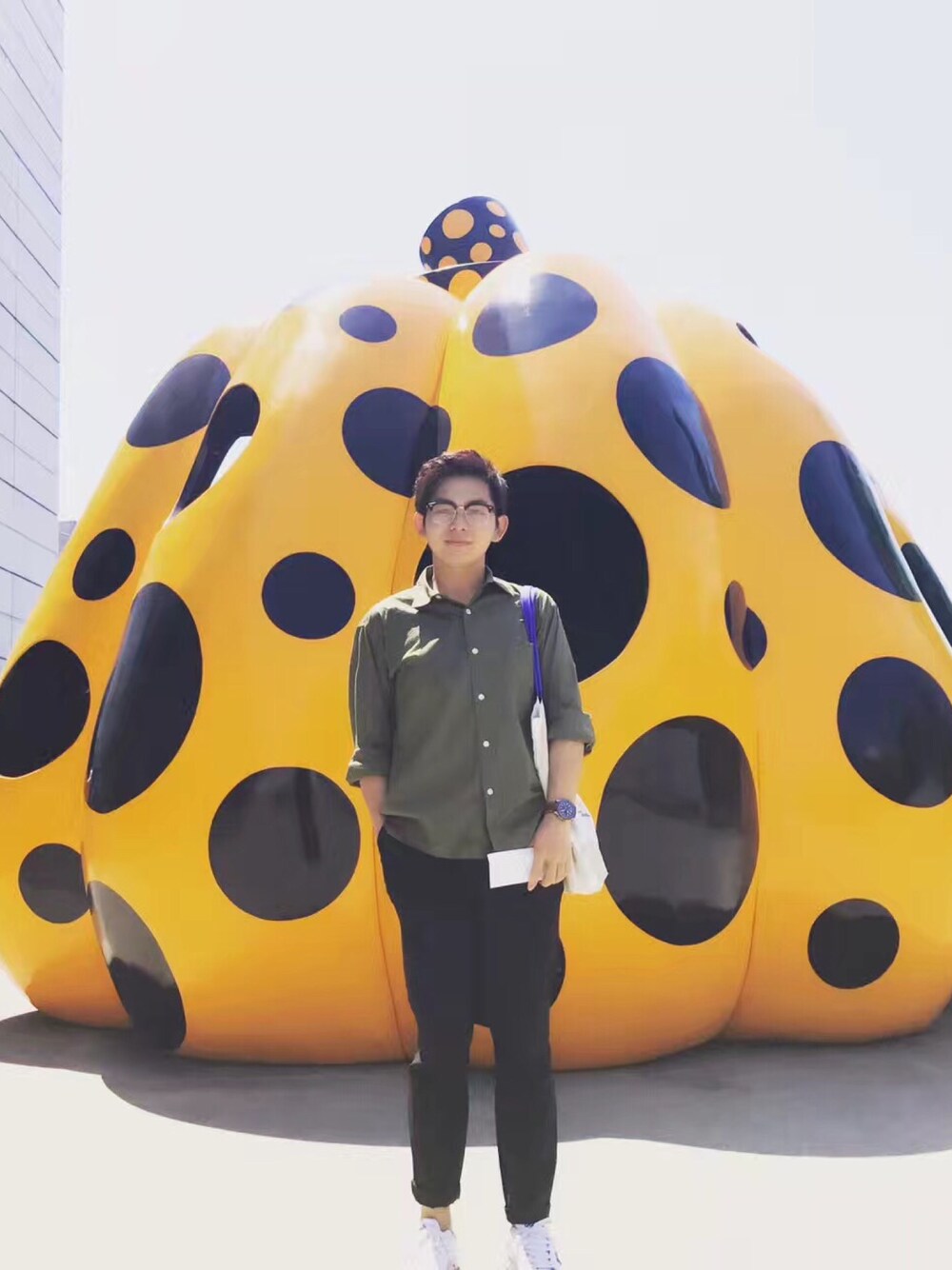 「GUのアイテム（シャツ/ブラウス、グリーン系）」を使った、ニャースニャースさん（メンズ・171cm）の夏コーディネートの1枚目の写真