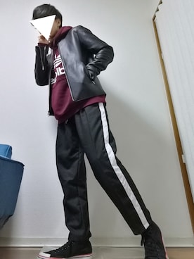 「ワインレッド」｜「アイテム（ライダースジャケット）」を使った、光さん（メンズ・167cm）の冬コーディネート