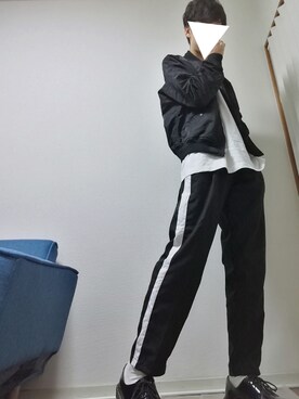 「マーチン」｜「アイテム（MA-1）」を使った、光さん（メンズ・167cm）の秋コーディネート