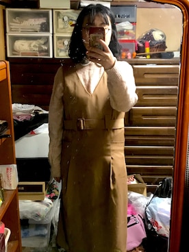 「archives（アルシーヴ）のアイテム（ジャンパースカート）」を使った、ずみさん（レディース・163cm）の冬コーディネート