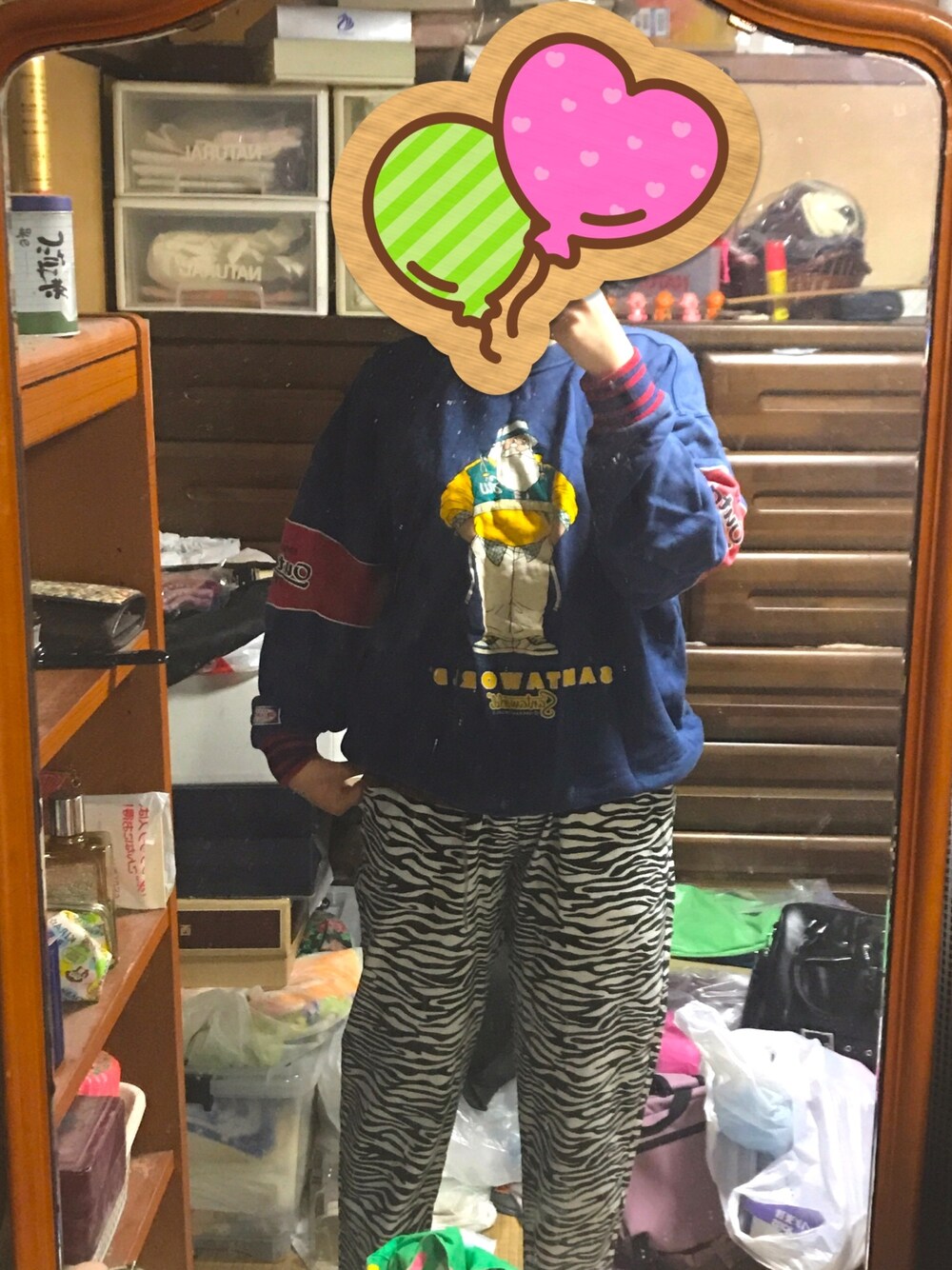 「パンツスタイル」｜「santaworldのアイテム（スウェット、ブルー系）」を使った、ずみさん（レディース・163cm）の春コーディネートの1枚目の写真