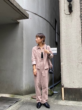 「革靴」｜「アイテム（キャミソール）」を使った、立井さん（レディース・154cm）の秋コーディネート