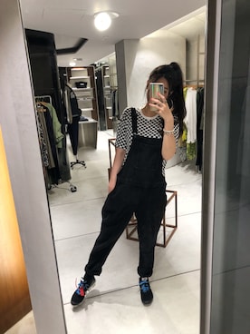 「MONKI（モンキ）のアイテム（オールインワン・サロペット）」を使った、Victoriajhoさん（レディース・171cm）の春コーディネート